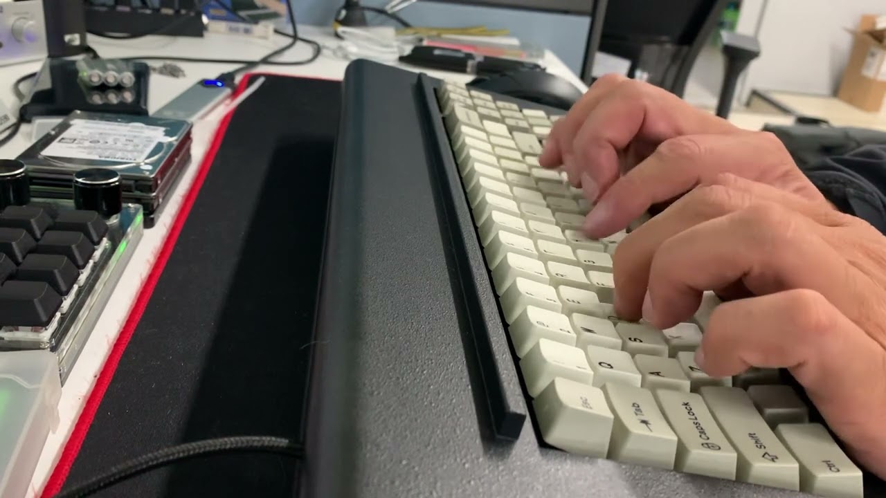 Model F F77 Buckling spring Keyboard