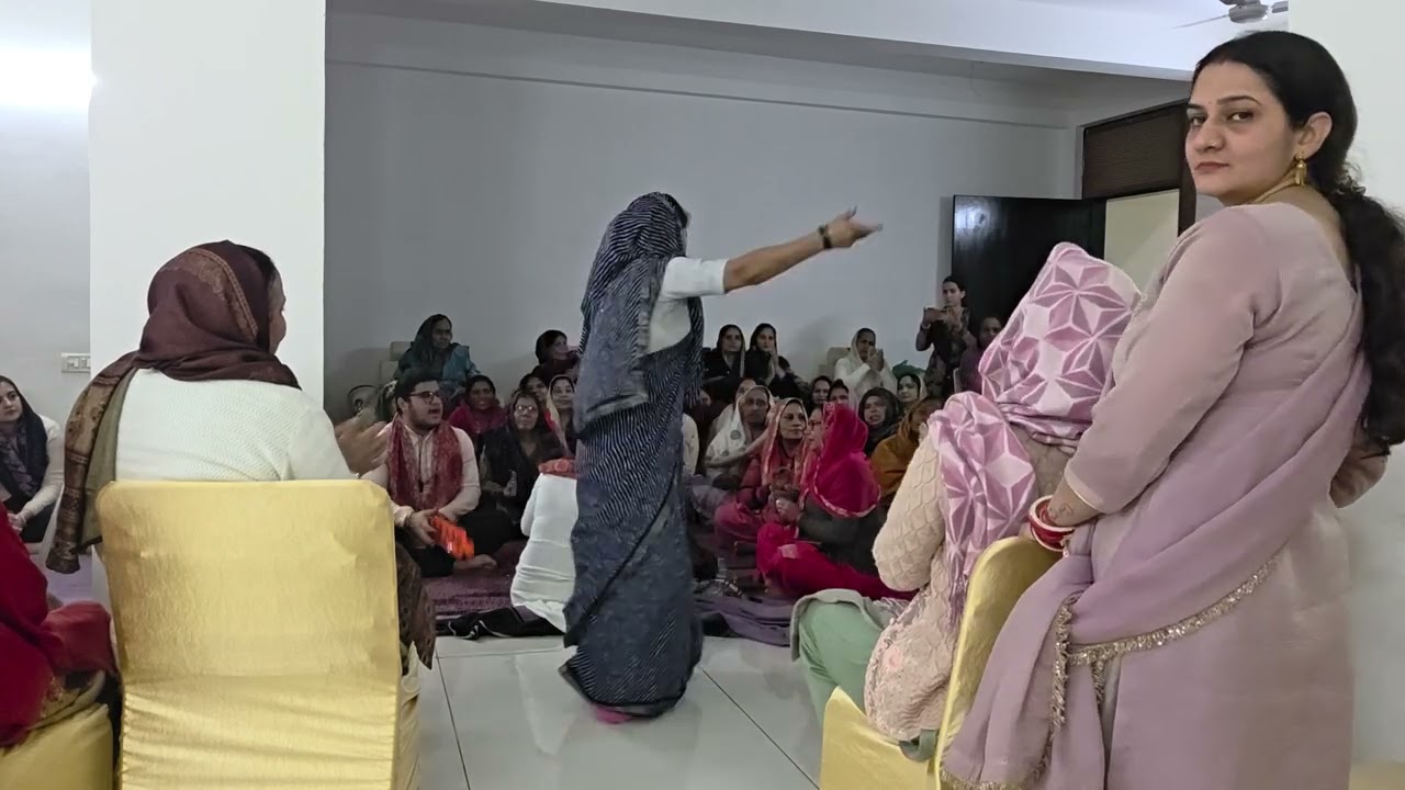 दुर तय दिखय #पति अवतय लागय प्यारा प्यारा हे# हरियाणवी सोग #वायरल बीडीओ 💃💃🧿👌