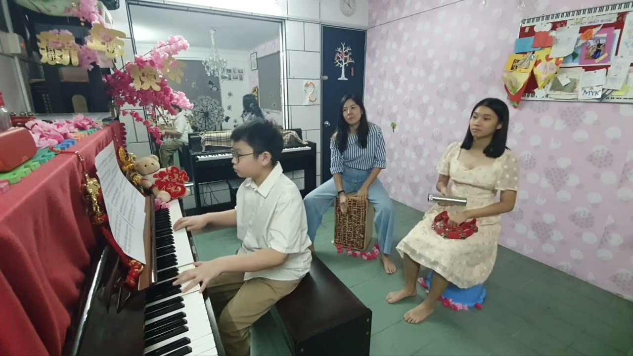 万事 All Right 酷哒哒 by JaydeN Kee(piano), Chin Zing Yi( Tambourine& shaker), MYK(cajon)