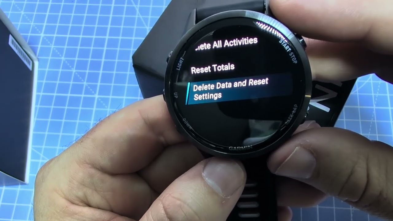Как сбросить настройки Garmin Forerunner 970 до заводских
