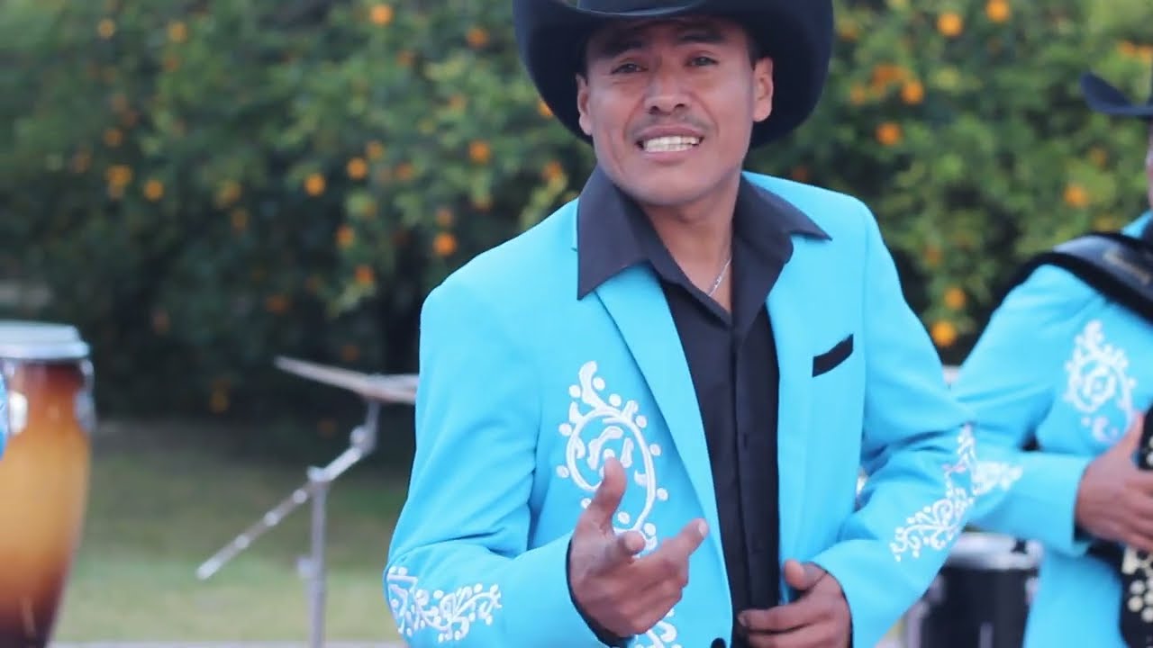 LOS BRILLANTES DE VICTORIA - MORENA LINDA (Video Oficial)