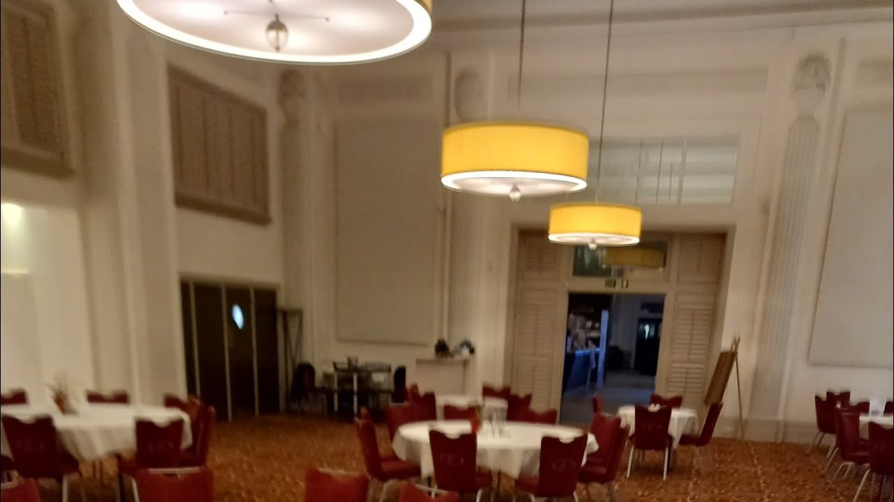 The Cavendish Hotel Eastbourne - Is This Really The Worst Hotel In Eastbourne?