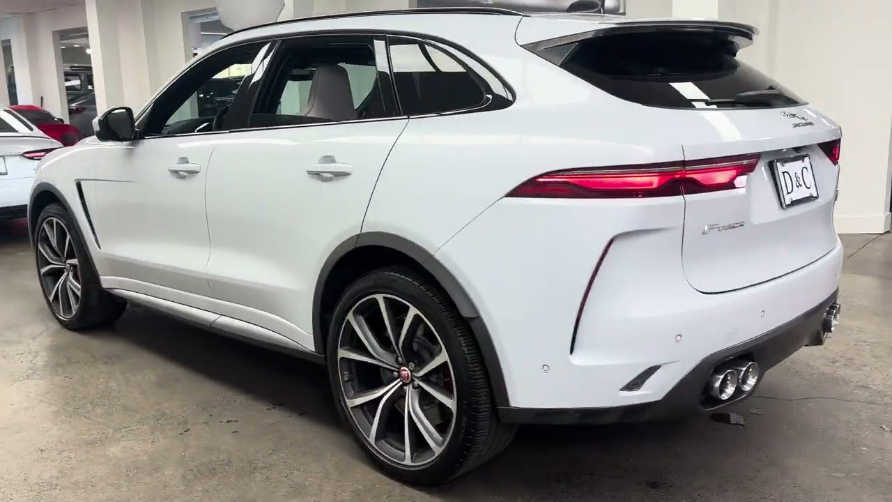 P677138 - 2021 Jaguar F-PACE SVR