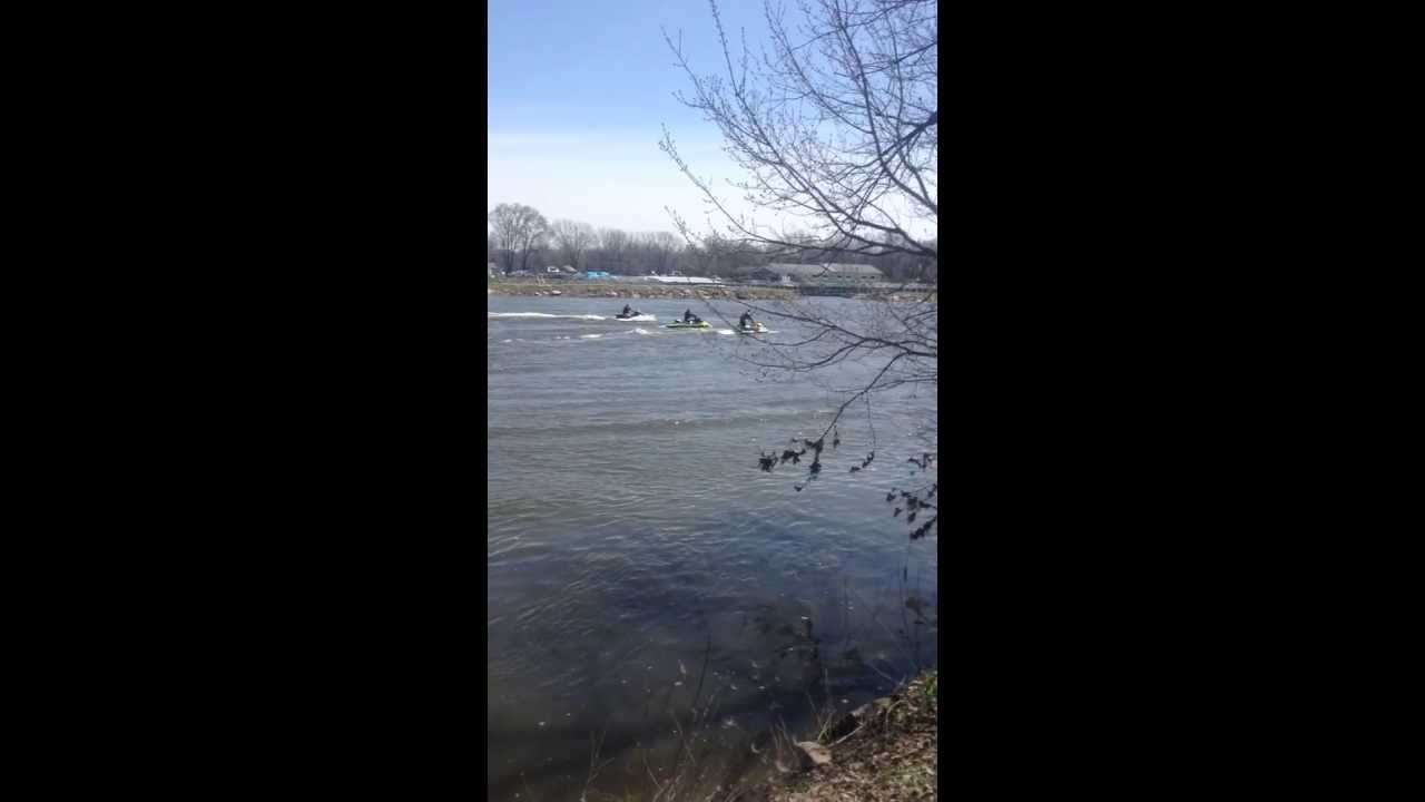 4-14-2013 waverunner race