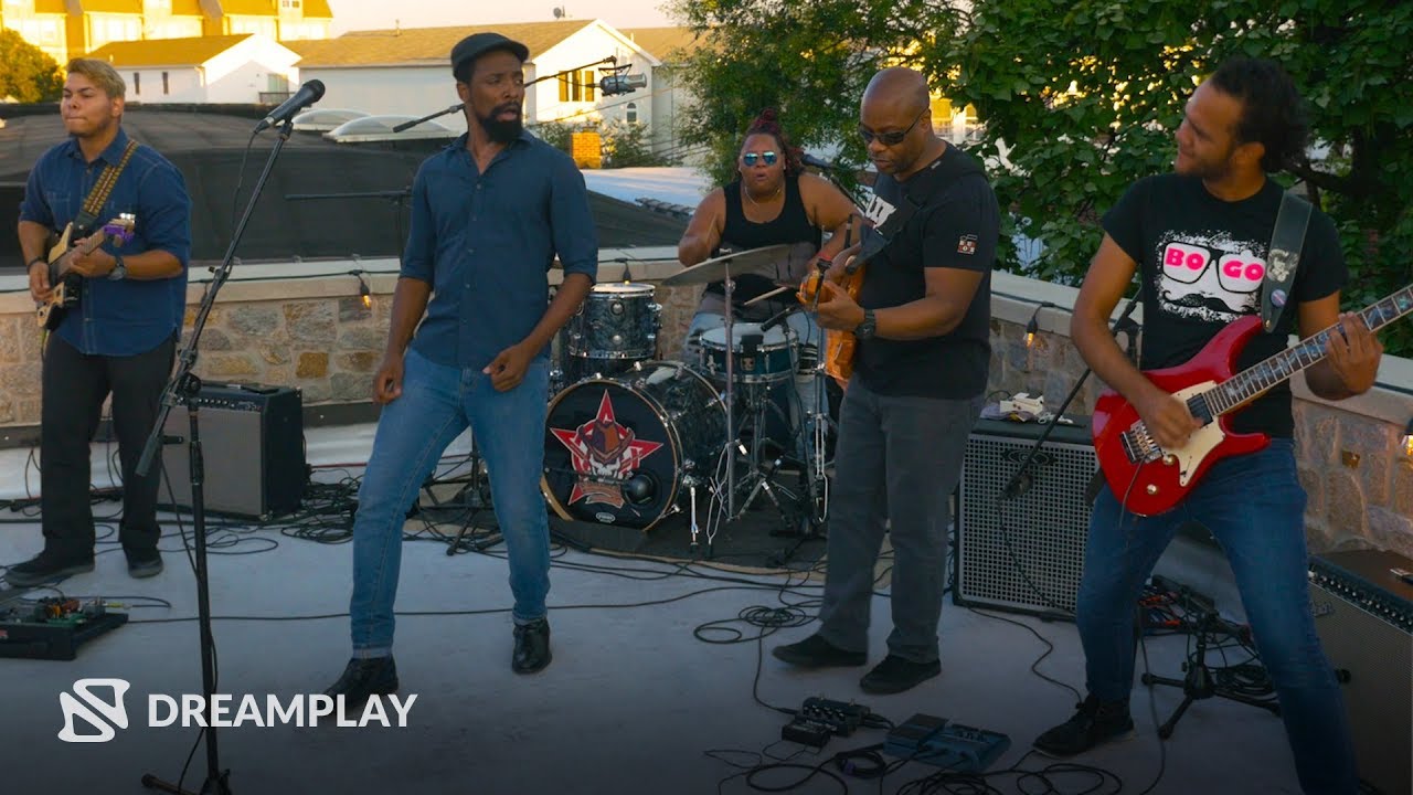 MINOR KING - Changes | DreamPlay Rooftop Sessions
