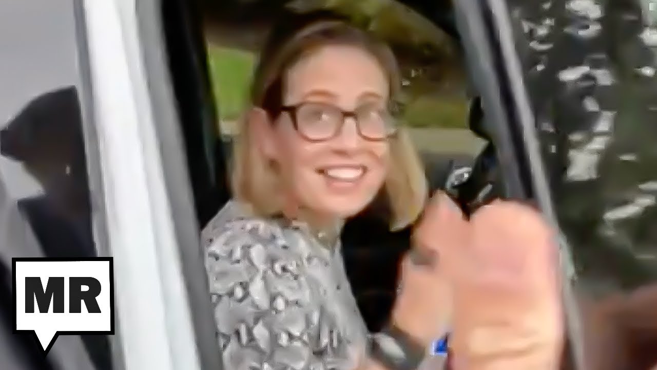 ‘I’m A Senator!’ Kyrsten Sinema Finally Responds To A Person Confronting Her In Public