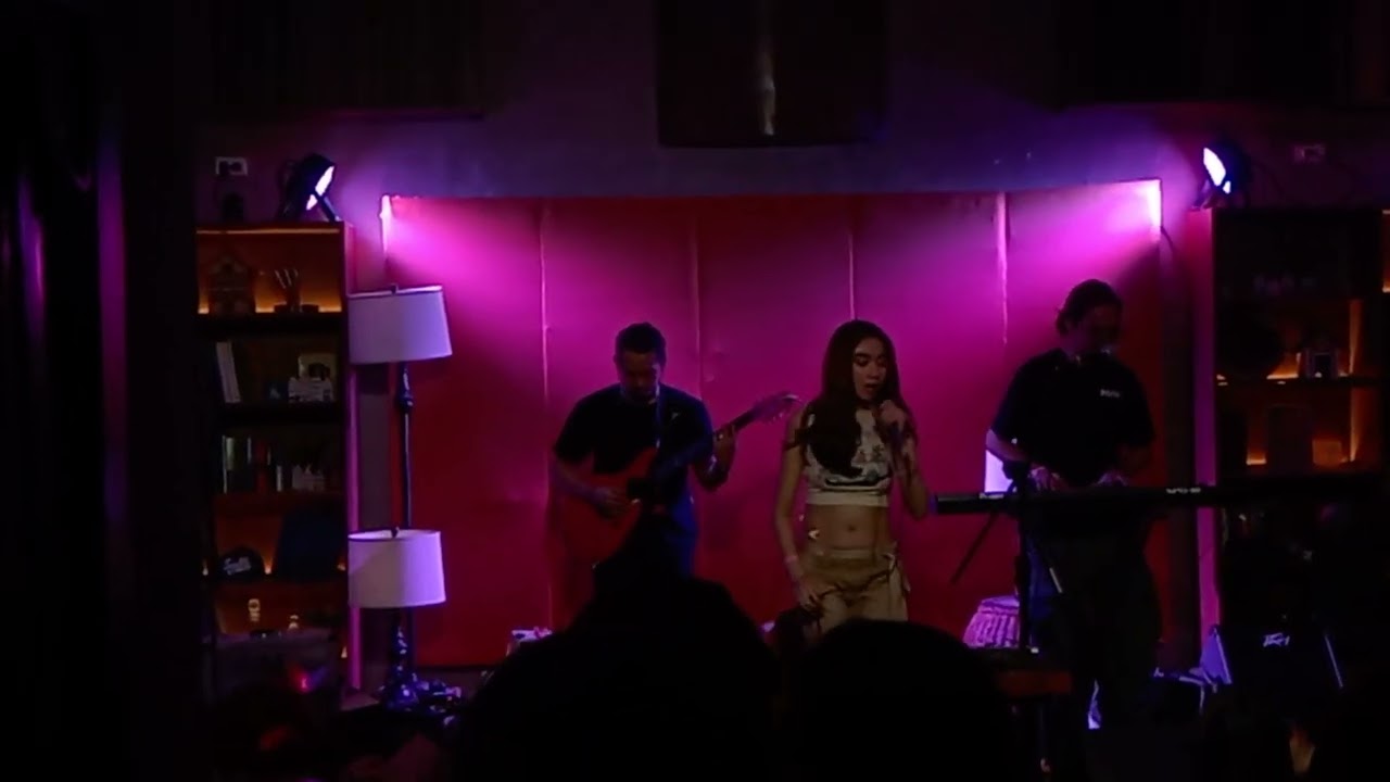 Leila - Ikaw na Live: Tahanan Novaliches 