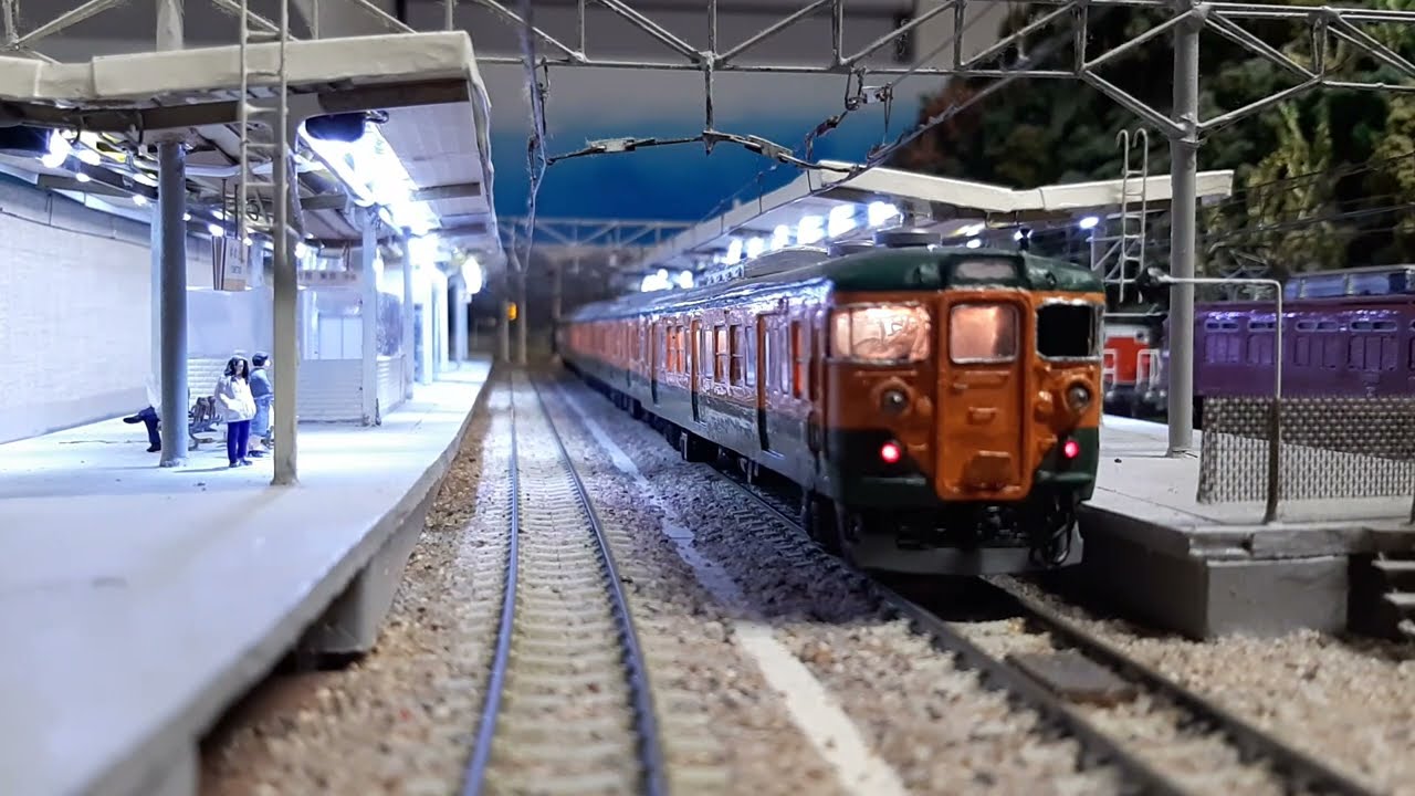 製作から５０年　紙製１１３系電車 架線集電１３ｍｍ　夢鉄道JUR