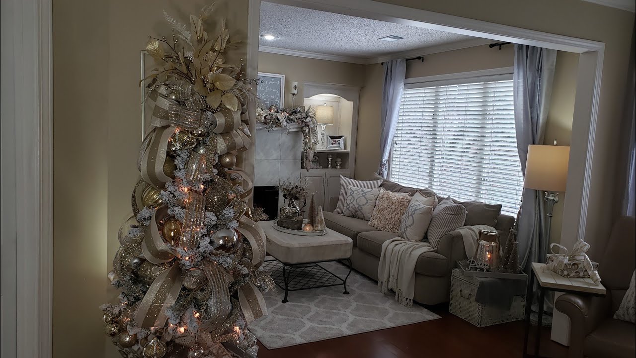 2019 CHRISTMAS HOME TOUR PART 2/RUSTIC GLAM MASTER BEDROOM SUITE/PLUS DECORATING TIPS/DIY