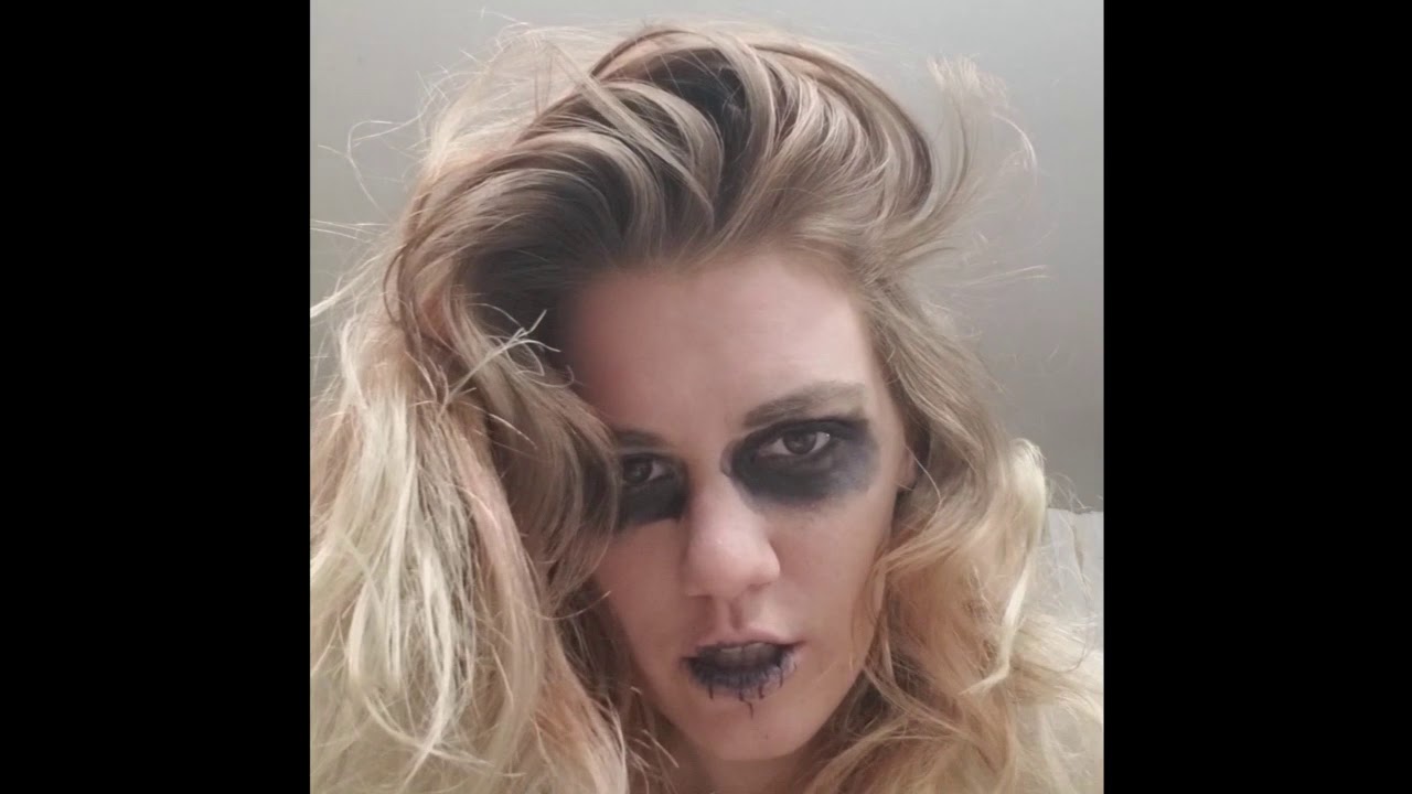 Four Easy Post Apocalyptic makeup looks that take ten minutes or less