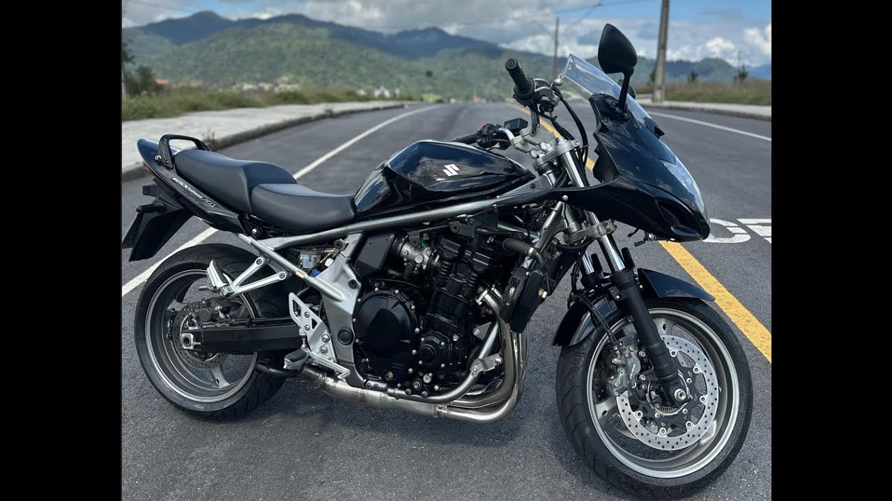 Removendo Carenagem SUZUKI GSX 1250 FA