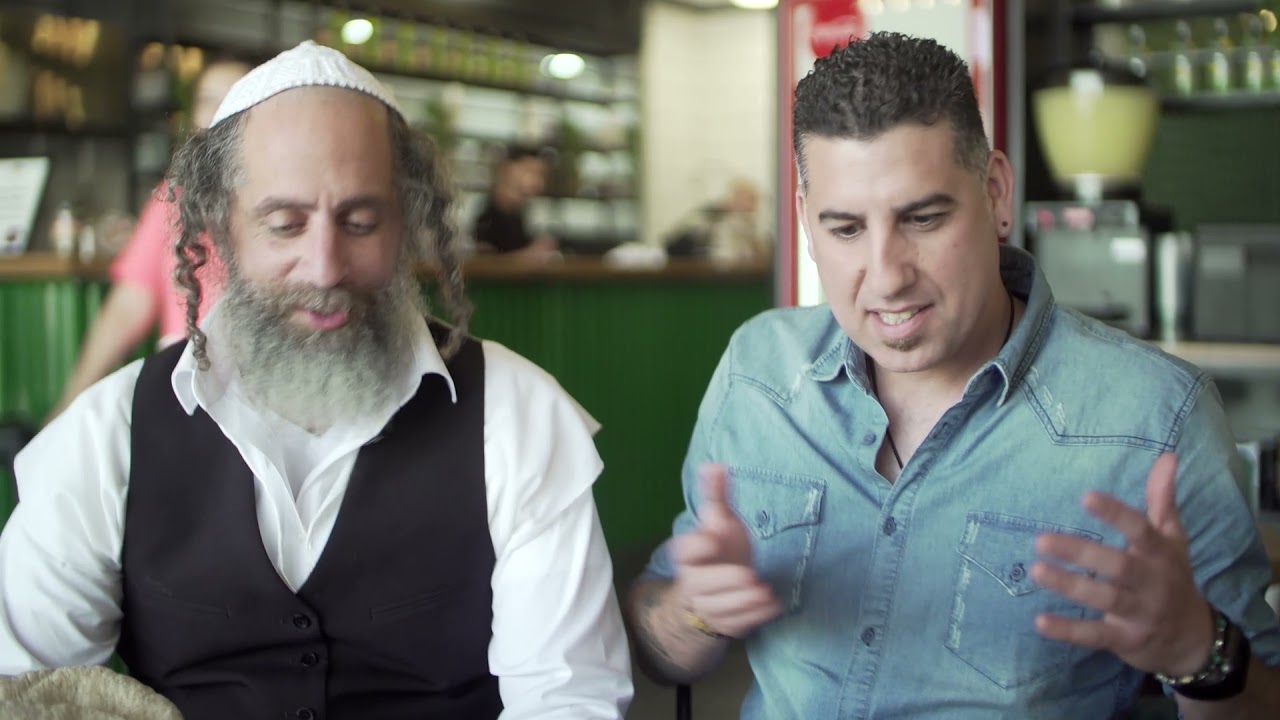 חומוס אליהו מארחים את מגזין האוכל