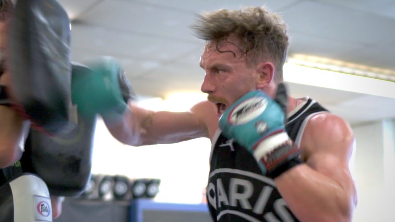 Kickboxing World Champion Ben Woolliss Training Padwork & Technical Sparring