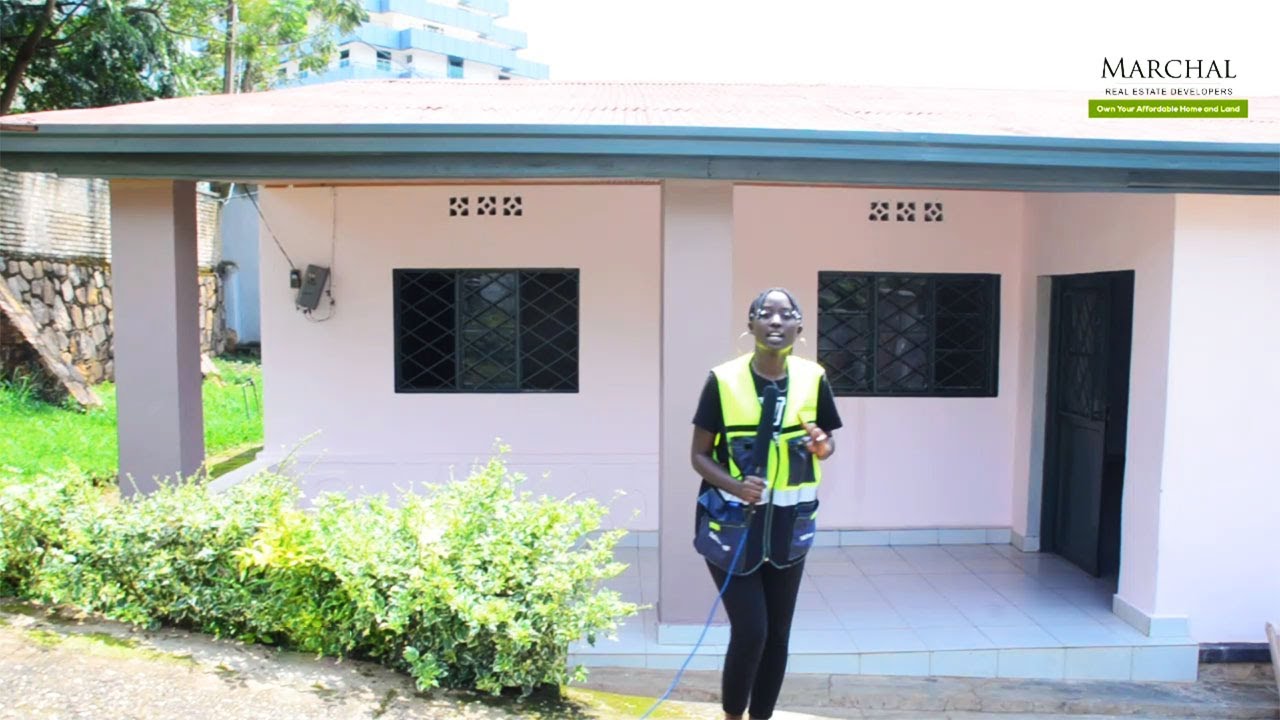 Inzu Nziza Ikodeshwa Make Cyane Hano Ku Gishushu | Hafi y' Umuhanda Neza