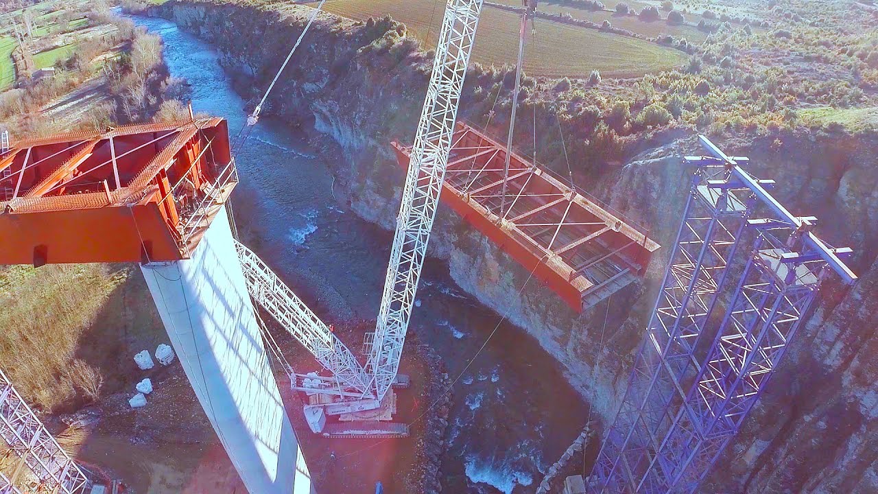 Autovía del Pirineo A21,  Pamplona   Jaca, Viaducto de Sigüés, time lapse