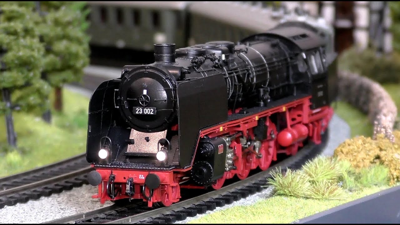 Roco BR 23 Steam Locomotives with Digital Sound