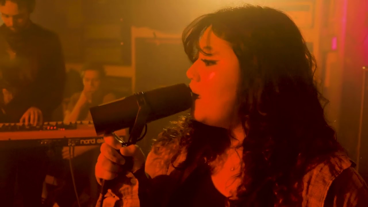 DACEY - Tamed (LIVE at OMWF)