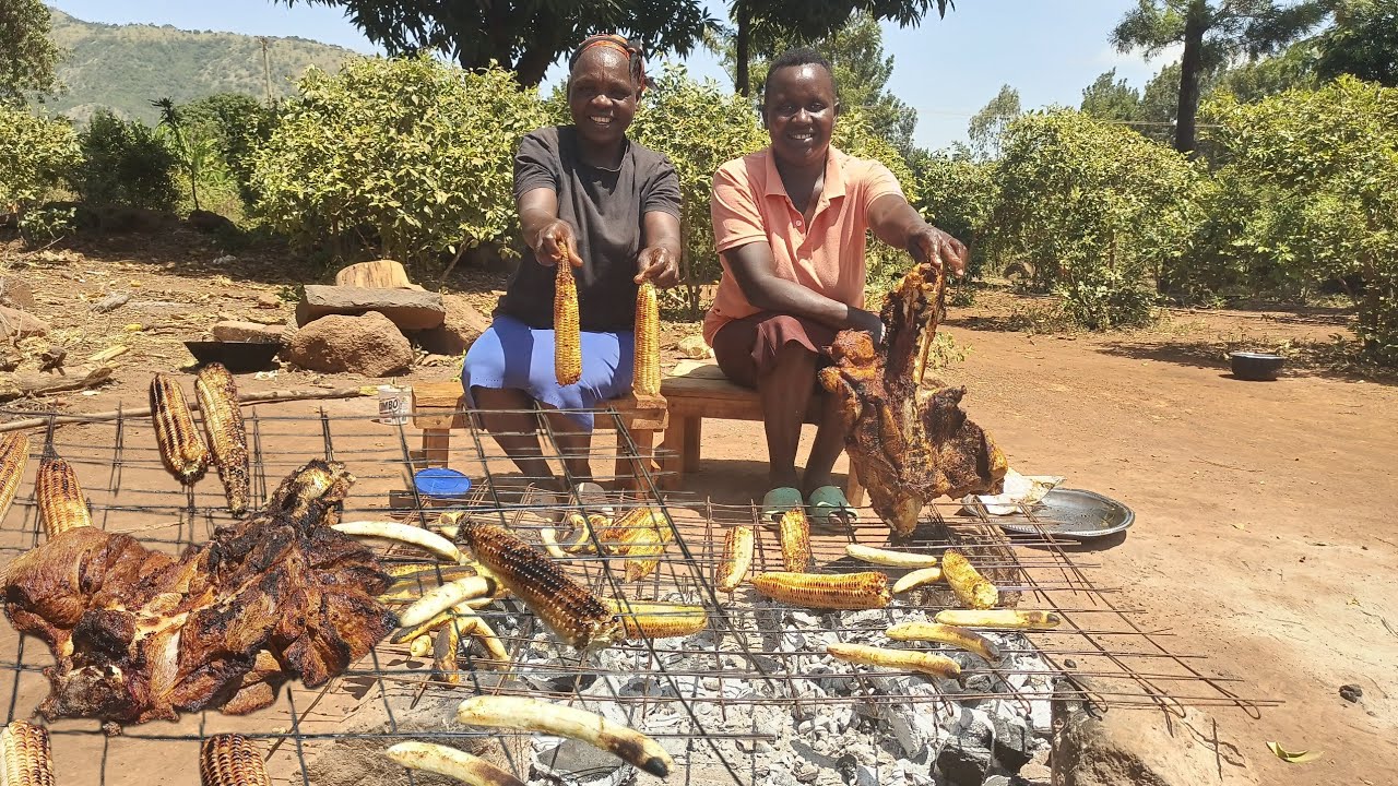 Charcoal grilling 20kgs of beef meat, green bananas,maize 🌽 and vegetables 🥬🍆🍆🍅