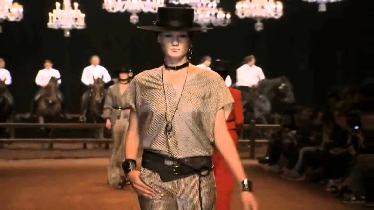 Hermes -Spring Summer 2011 Fashion show