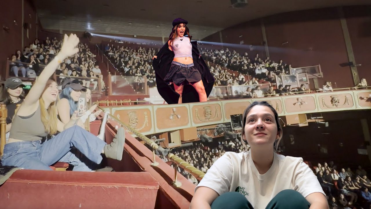 FUI A VER TARDE DE TERTULIA AL TEATRO