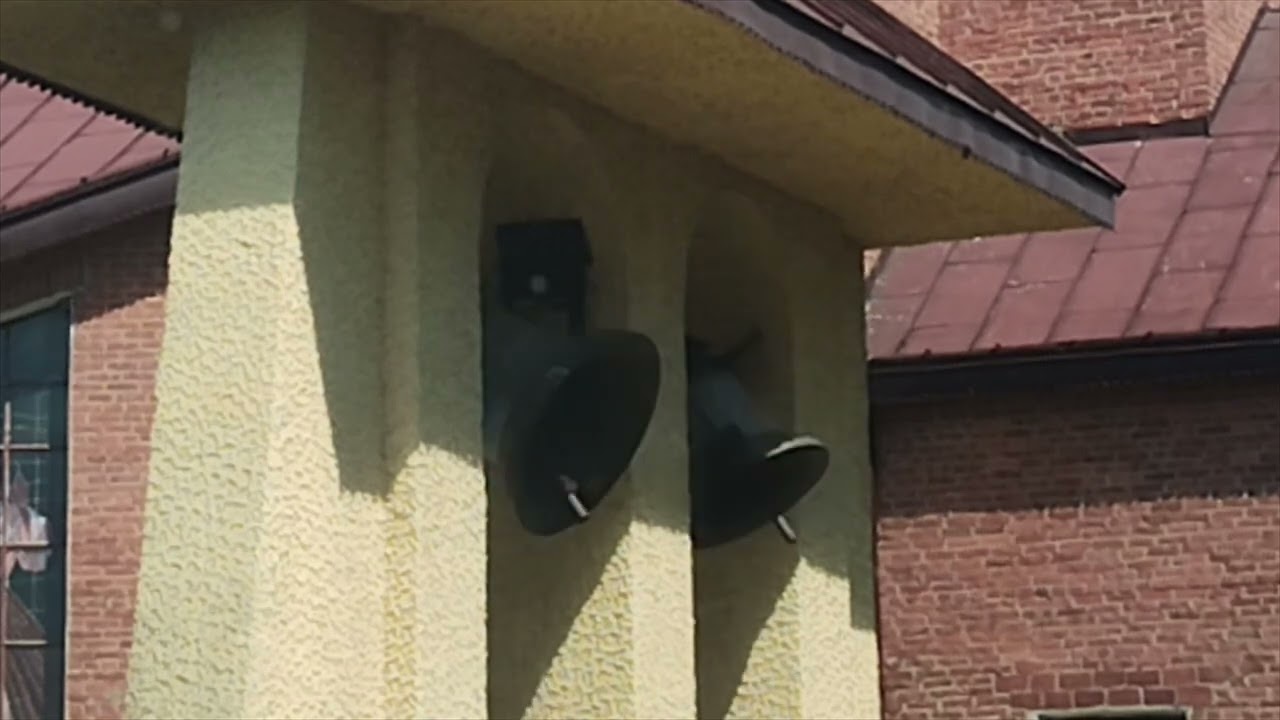 Węglin - Dzwonienie przed Mszą Świętą w kościele pw. Niepokalanego Serca Najświętszej Maryi Panny