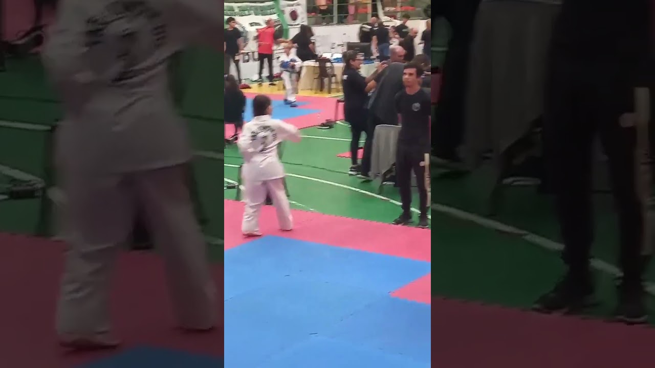 18/2/24 Competencia de taekwondo cinturón blanco punta amarilla (FORMAS)