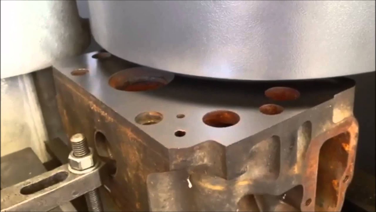 CARMEC SG 330 M - CBN PCD HIGH SPEED SURFACE MILLING