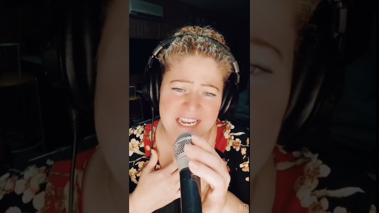 Lusy Luna Una Cantaora