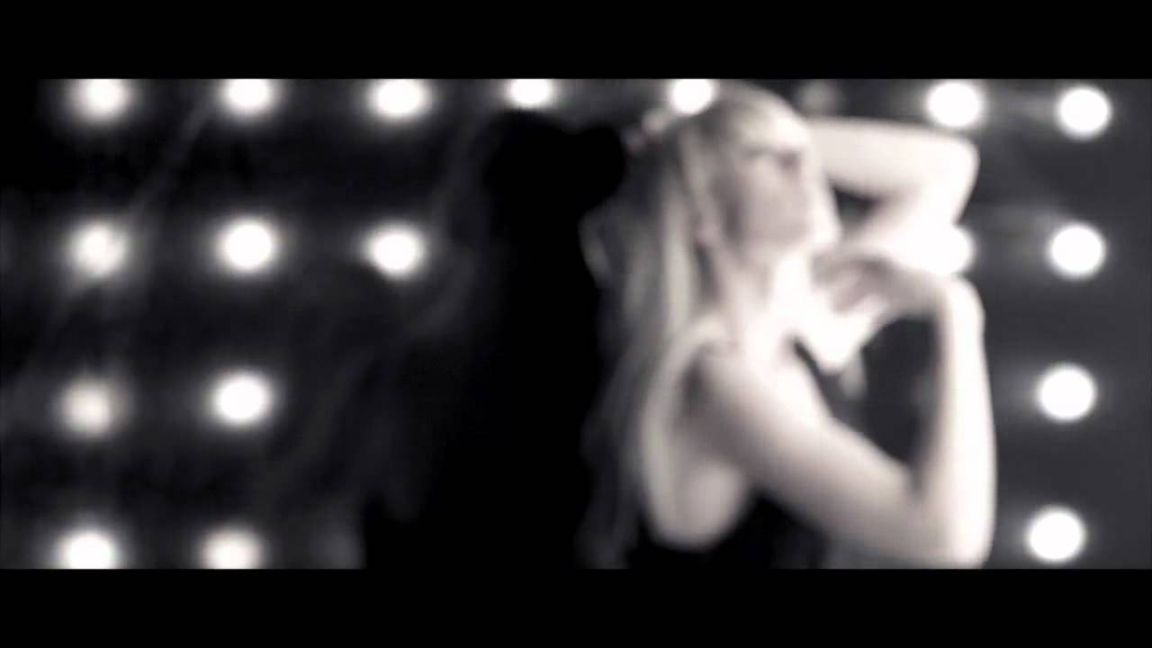 Clemens - Byen Sover (Official Music Video)
