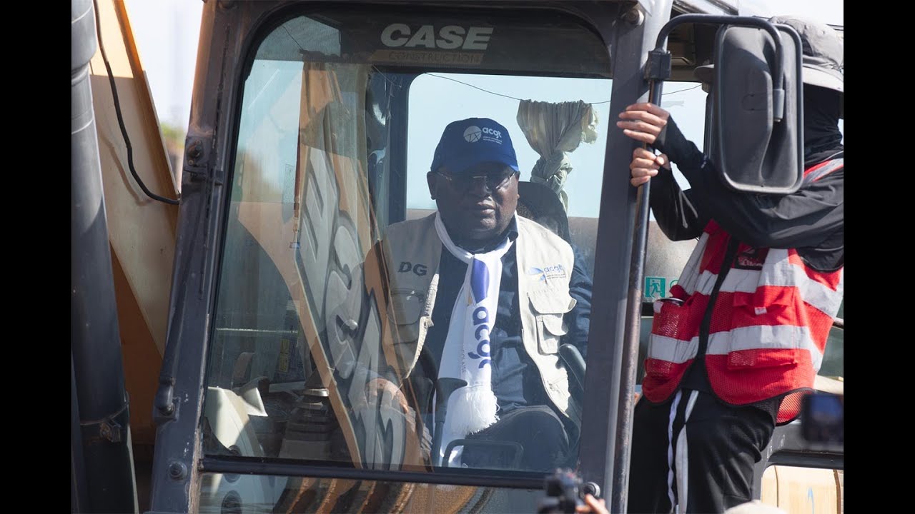 Route Kalemie-Manono (446Km) : le DG ACGT lance les travaux à partir de Kalemie