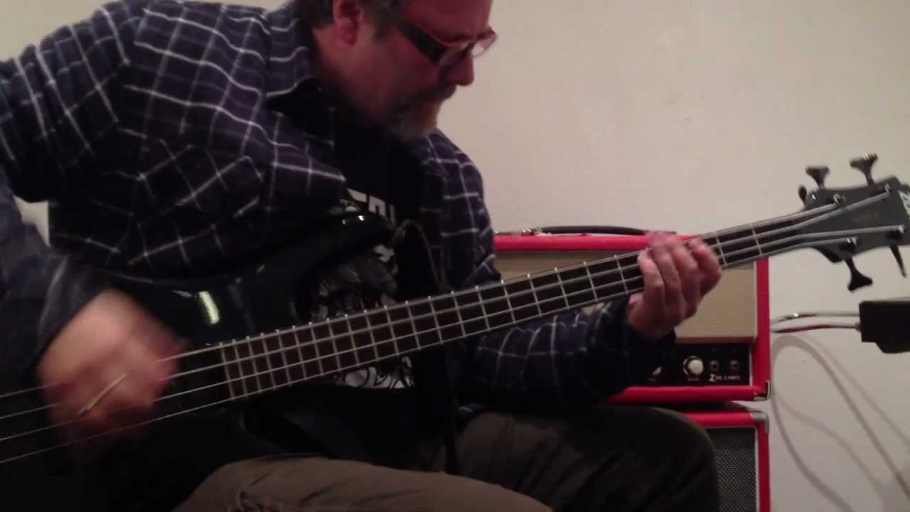 Billy Gould plays through the Red Witch Electronics for his new Zon signature series Bass.
