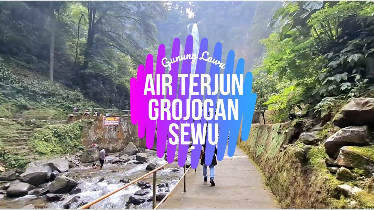 Cantiknya Air Terjun Grojogan Sewu di Lereng Gunung Lawu