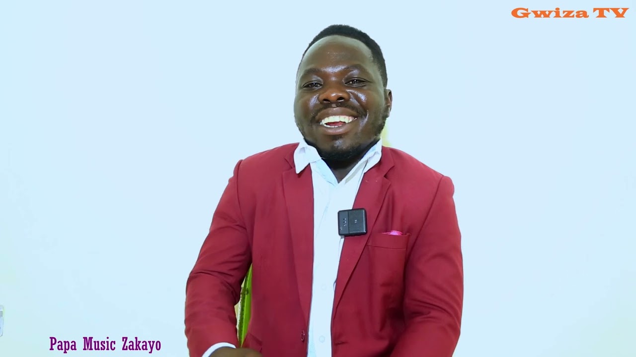 PAPA MUSIC ZAKAYO mu kiganiro atugejejeho amateka ye, n'inkomoko y'iri zina, nuko yatangiye umuziki