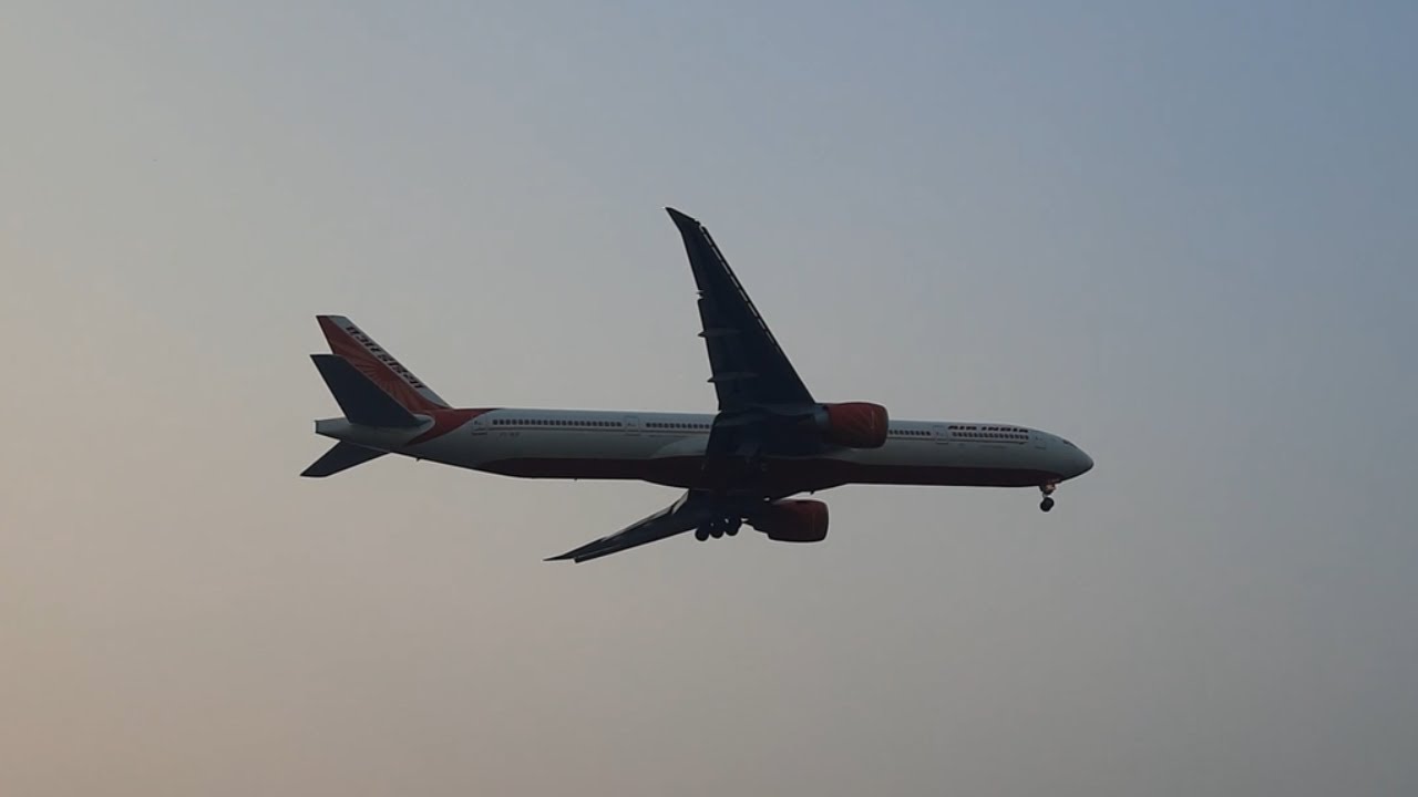 Last Video of 2025 - Secondary Winter Runway Landings at CCU