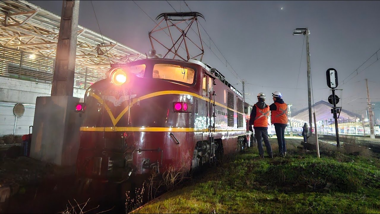 Tren nocturno a Temuco con coches 10000 y Z