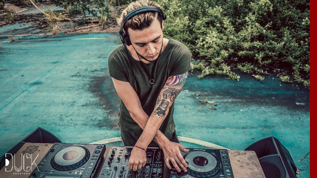 DEEP TECH - Daniel Convers - DJ Set Duck Sessions