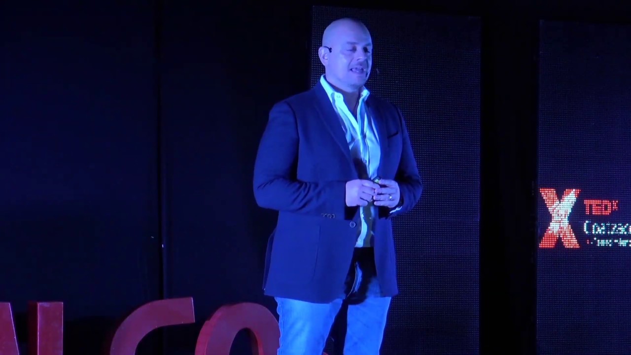 Adiós al trabajo aburrido | Rubén Duque | TEDxCoatzacoalcos