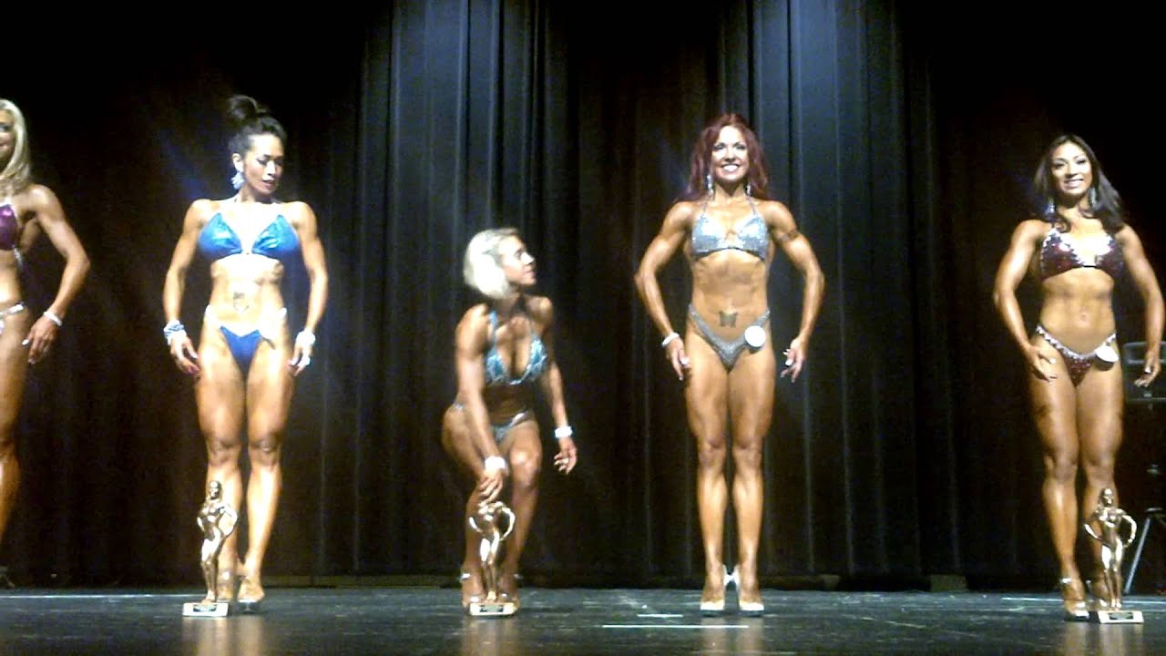 NGA Mt Rogers 11/2013 - Figure open short awards ceremony /     www.mandmxtreme.com