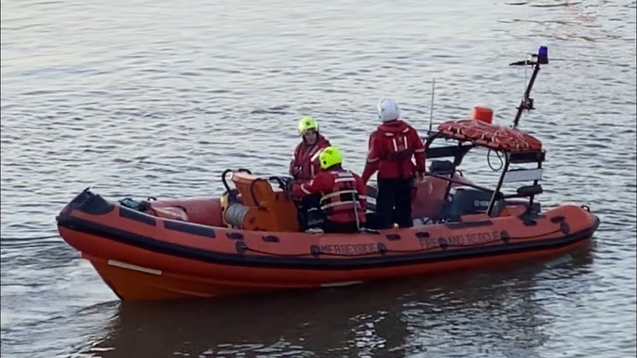 Merseyside Fire & Rescue Service - Marine Rescue Unit Turnout