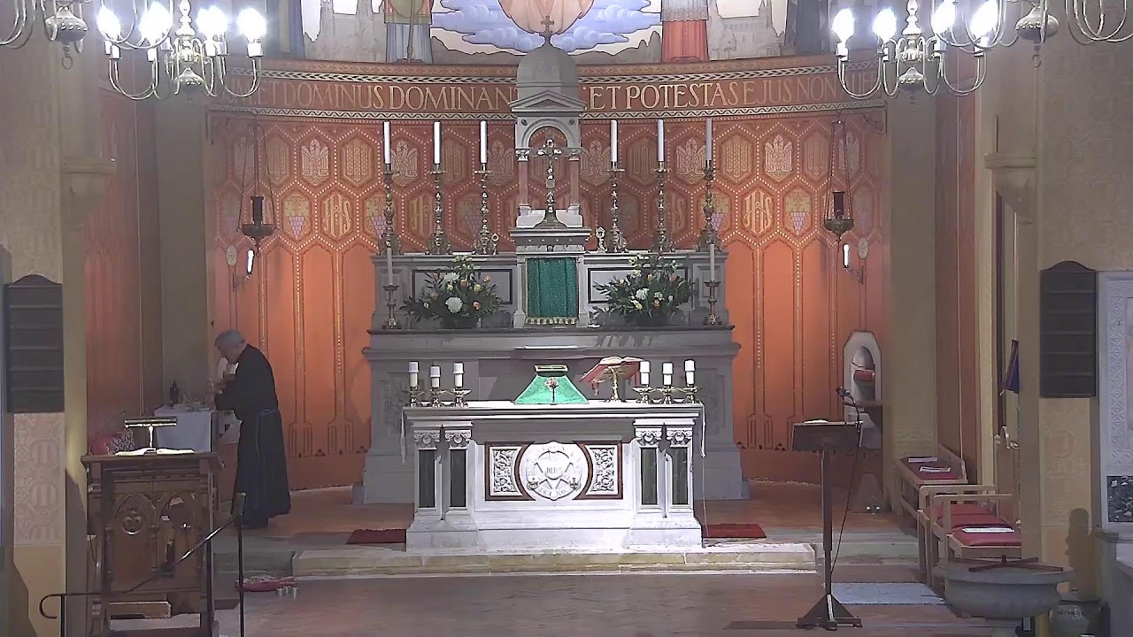 8/02  Holy Mass in Latin at 8.00 am.