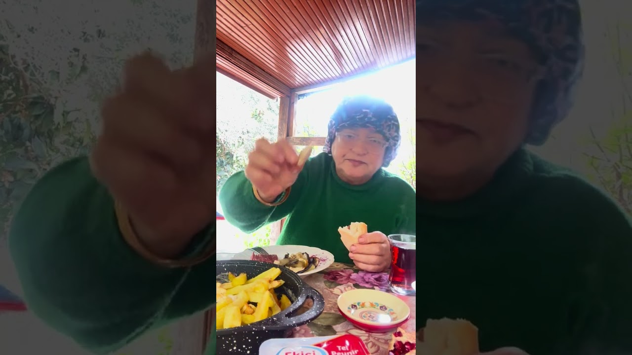 #KAHVALTI#PATATES KIZARTMASI#TAVUKLU ŞAKŞUKA#TEREYAĞLI YUMURTA#3/11/2024#