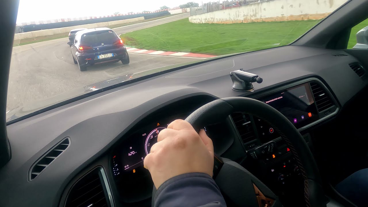 Cupra Ateca 2.0 TSI 4 Drive Track day - Autodromo del levante 28/11/2021 - 1° turno