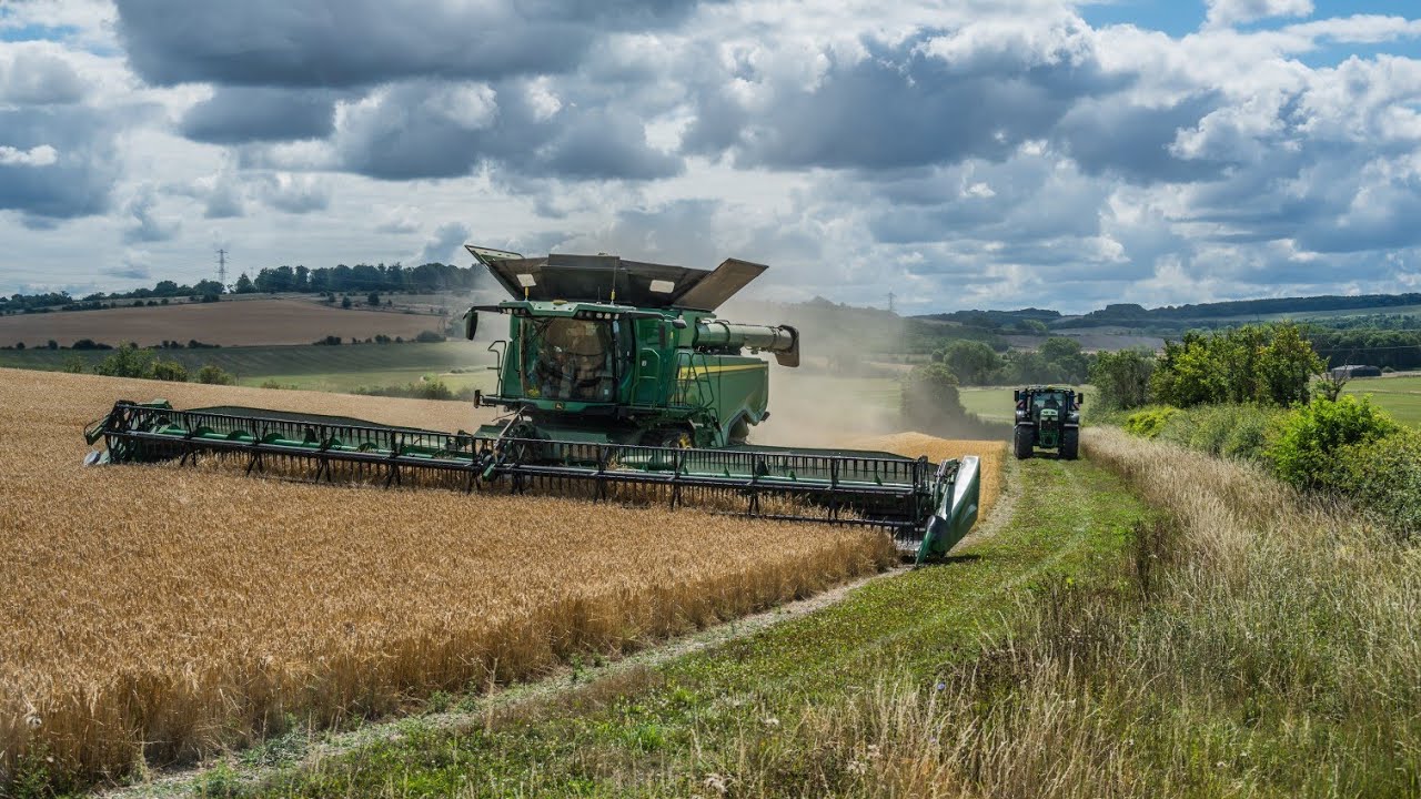 Harvest 2025 UK John Deere X9 1100 4KUHD