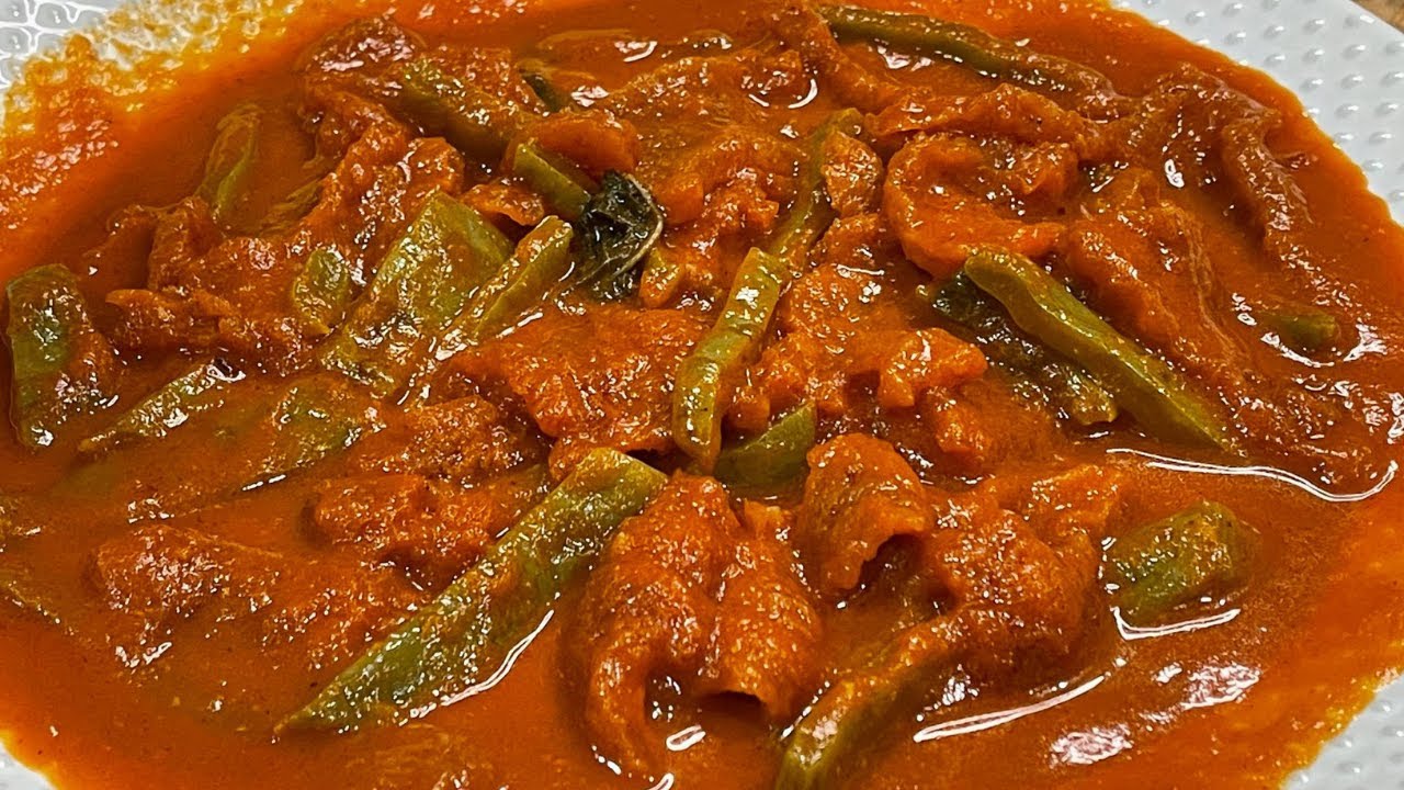 Cómo Preparar Un Rico Guisado De Chicharón En Salsa Roja Con Nopales La Cocina De Sol.