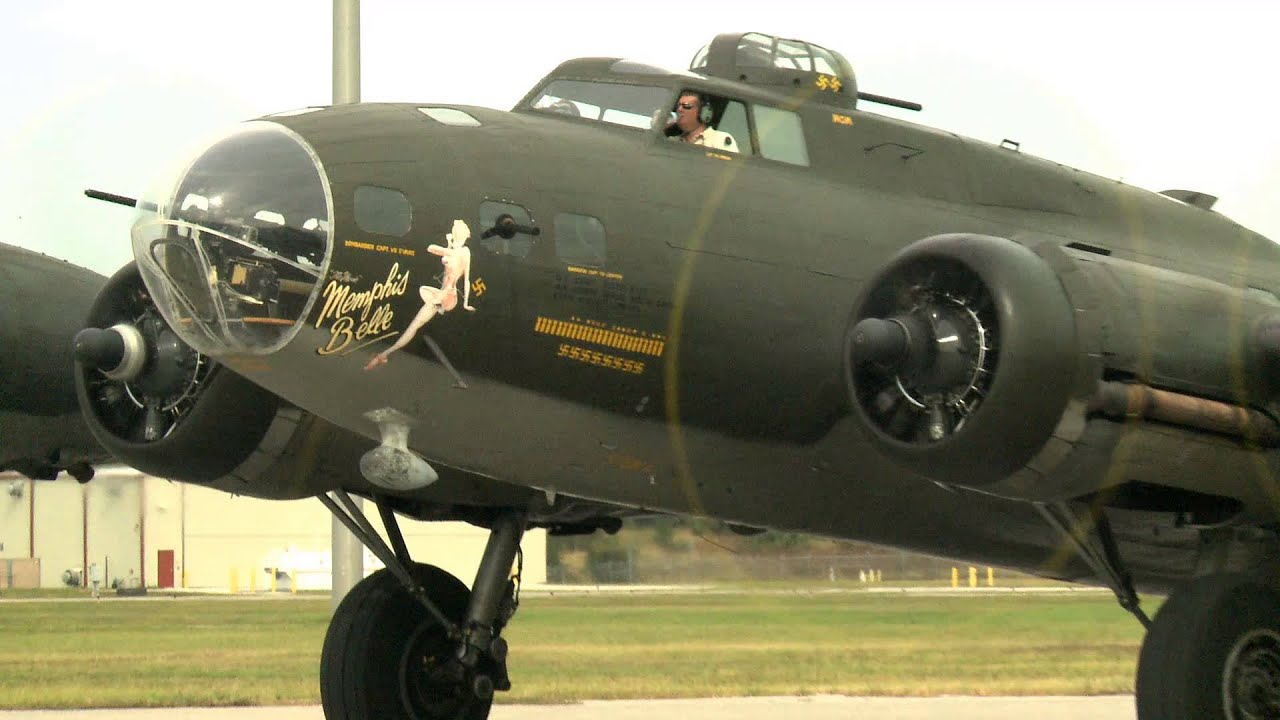 Flight on the B-17 Flying Fortress, 'the Memphis Belle' with veteran William Yepes