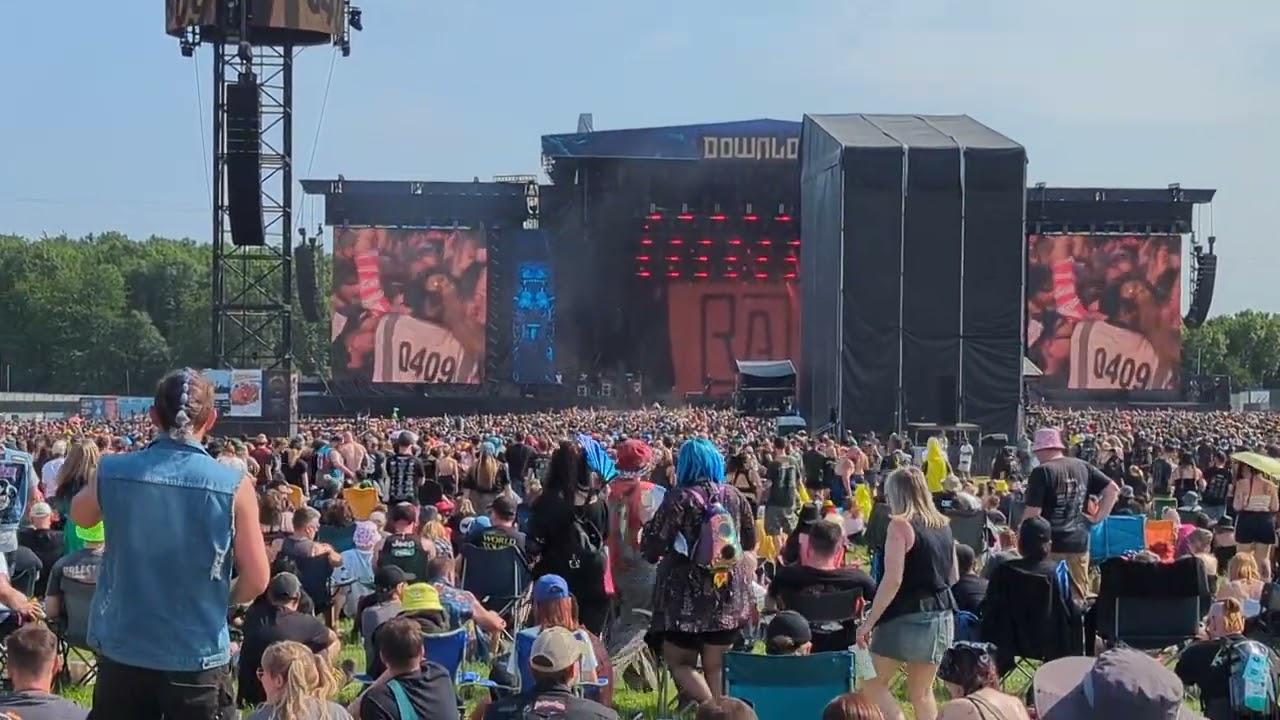 Rise Against - Prayer of the Refugee @ Download Festival 2025