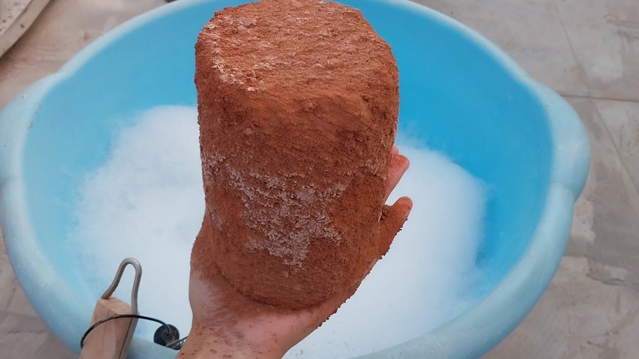 ASMR: Pure Red dirt soft cylinder shapes Crumble in foamy water