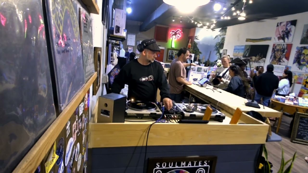 All vinyl set with DJ Pablo and Lava on Wax