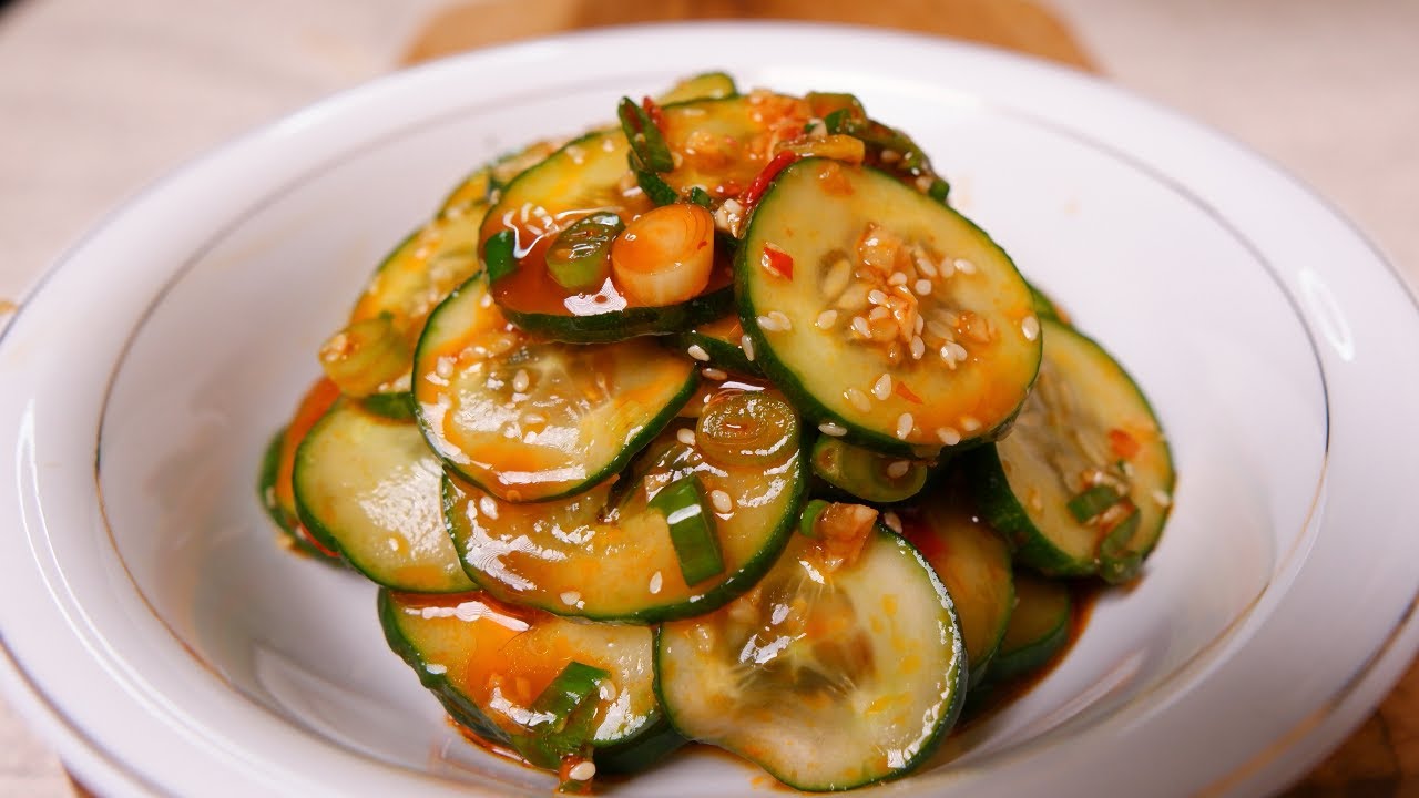 Простой салат из огурцов :: Легко приготовить :: хрустящий и освежающий :: Вкусная еда