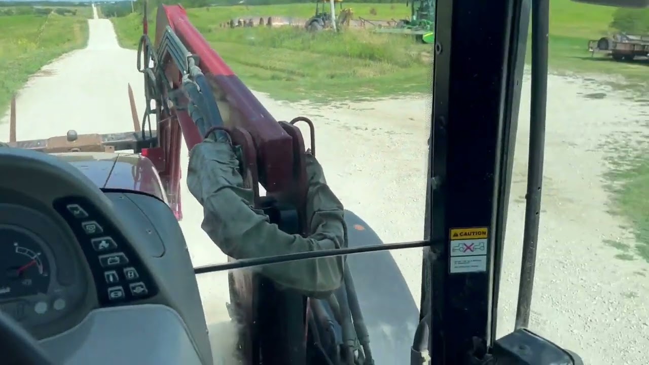 2005 CASE IH MXU125 For Sale